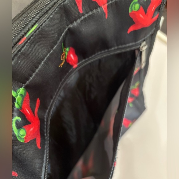 NWOT Black Purse Tote Handbag & Wallet Coin Purse With Red Chili Pepper Design - Picture 4 of 15
